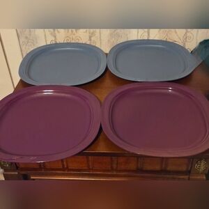 Tupperware Luncheon Plates NWT